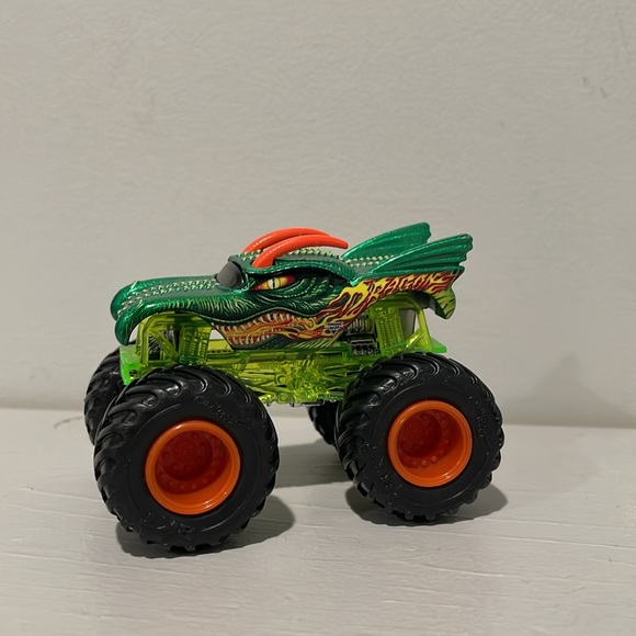 Monster Jam Trucks 1:64 Dragonoid - Picture 3 of 4